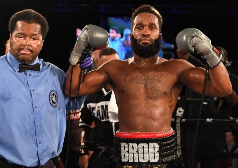 Brandon Robinson takes on undefeated Kalvin Henderson on December 7 Brandon Robinson Kalvin Henderson Press Room