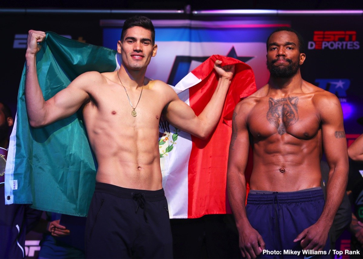 Weights: Gilberto Ramirez 167.25 lbs vs. Jesse Hart 167.5 lbs