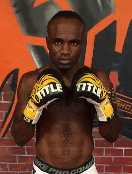 Emmanuel Tagoe inks with DiBella Emmanuel