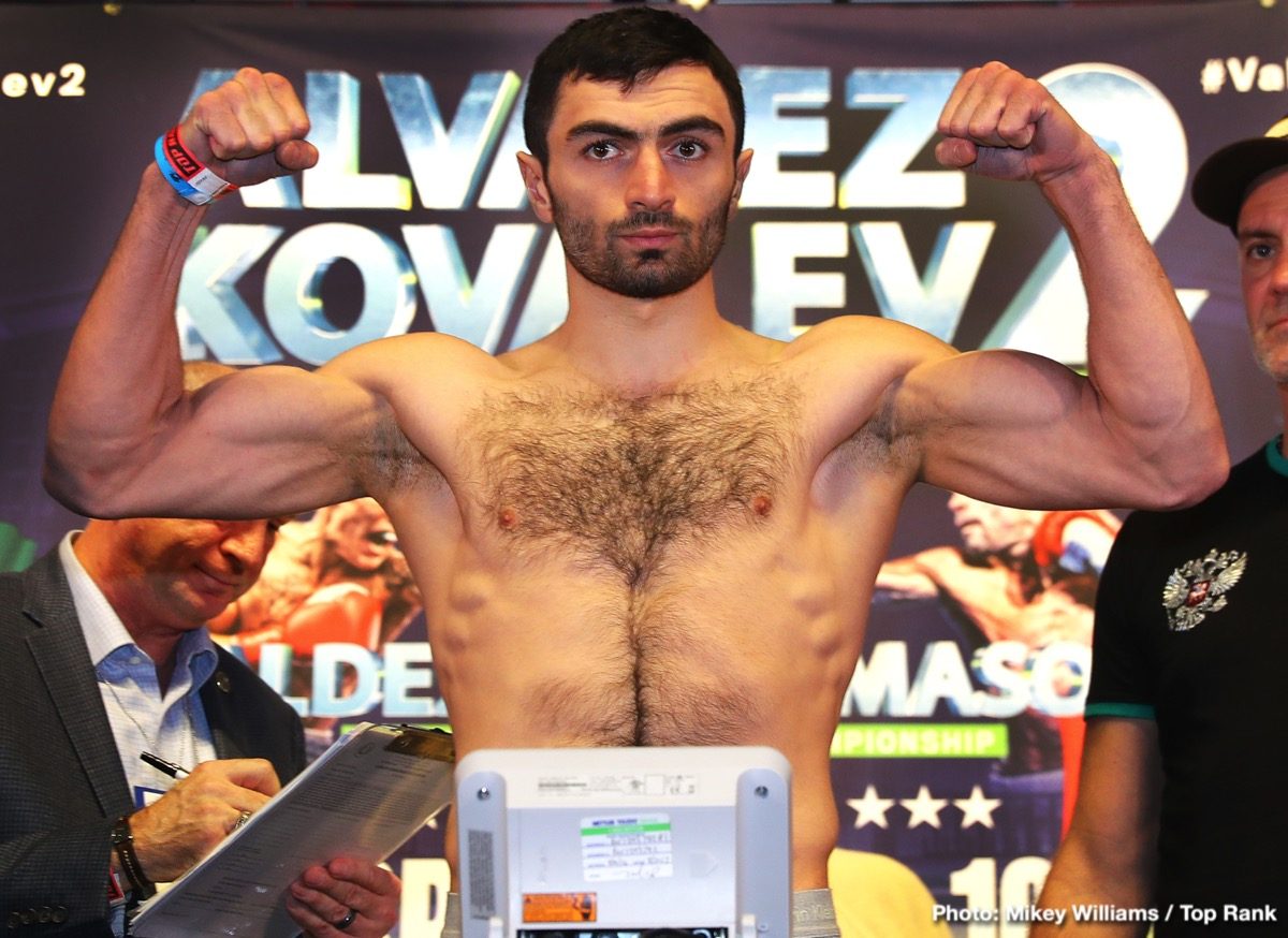 Weigh In Photos - Eleider Alvarez 174.8 lbs vs. Sergey Kovalev 174 lbs