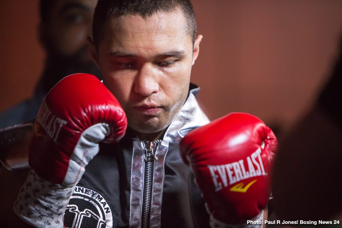 Boxing photo: Argenis Mendez, Lamont Peterson, Sergey Lipinets image RESULTS: Sergey Lipinets defeats Lamont Peterson