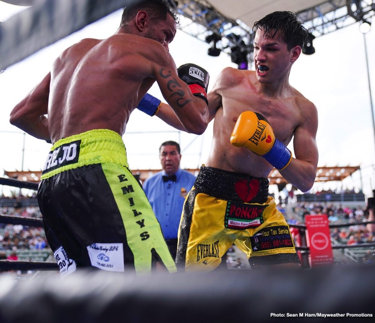 Photos: Danny Garcia Delivers Dominant Performance; Ruiz Stops Dimitrenko