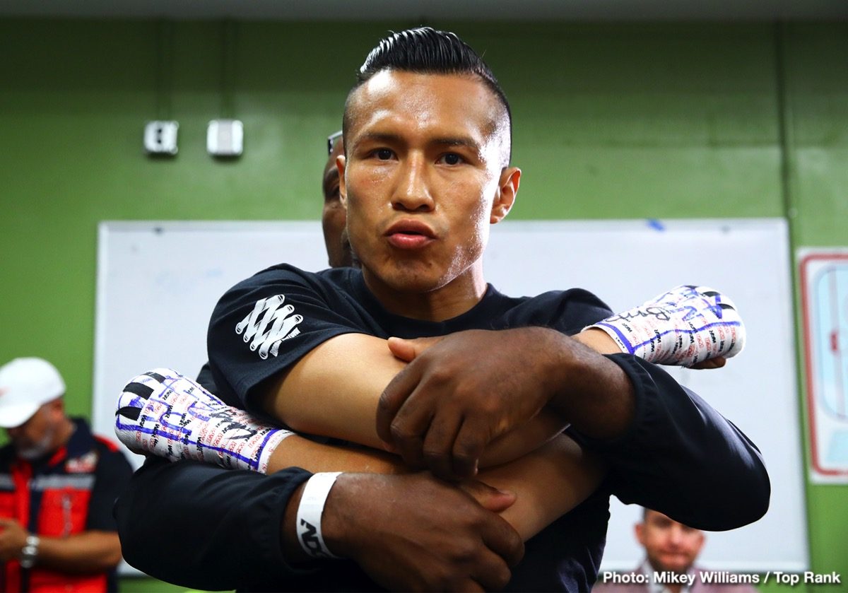 RESULTS: Berchelt and Navarrete Victorious