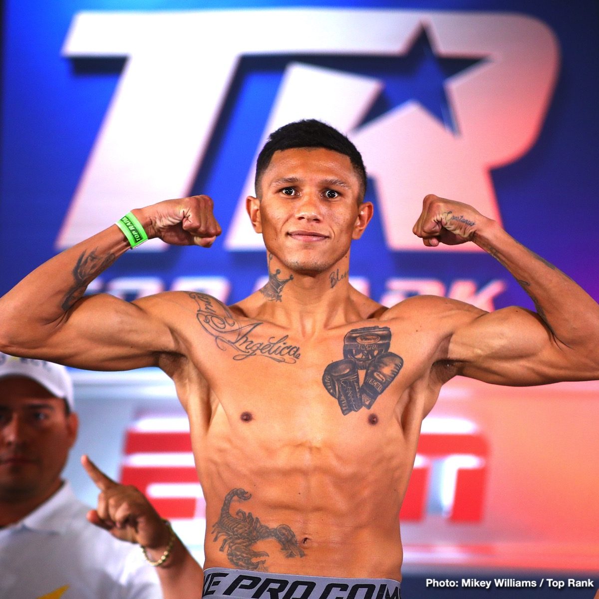 Berchelt vs Vargas II, Dogboe vs Navarrete - Weigh In Results & Photos