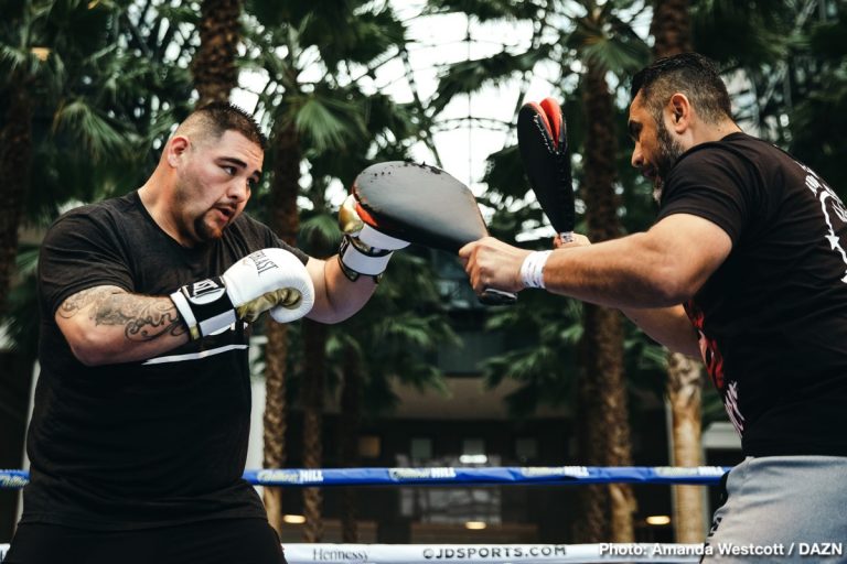 Photo: Fury analyzes Joshua vs. Ruiz; says it won't be easy fight for AJ Fury analyzes Joshua vs. Ruiz; says it won't be easy fight for AJ