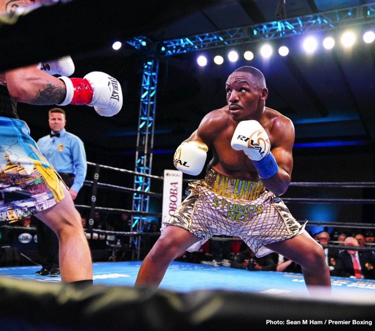 RESULTS: Ivan Redkach Stops Alexander, Willie Monroe Jr. Defeats Hugo Centeno Jr.
