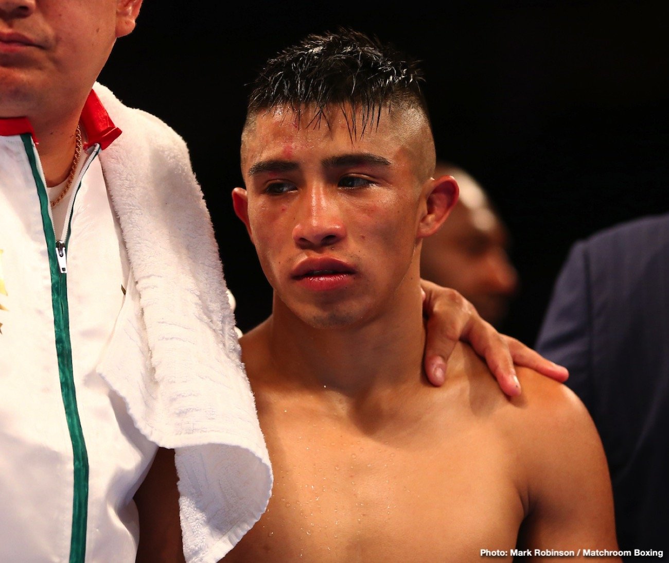 Julio Cesar Martinez, Sunny Edwards boxing image / photo