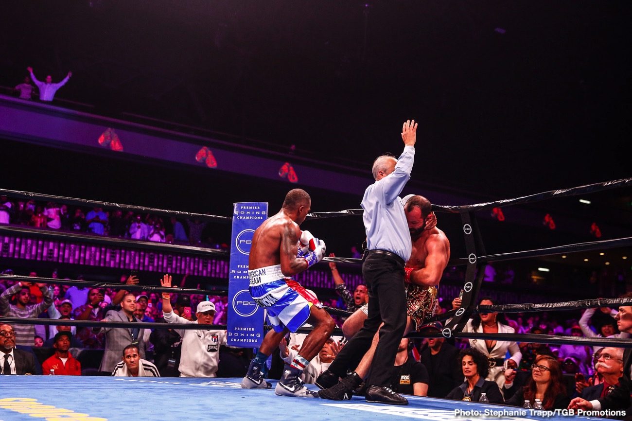 Erislandy Lara Dominates Cuban themed night at the Armory