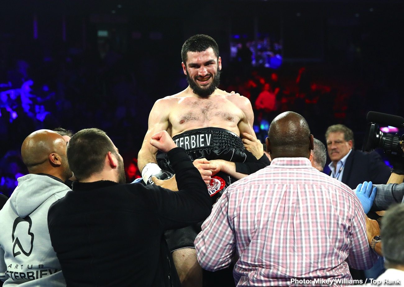 Boxing photo: Artur Beterbiev, Luis Collazo, Oleksandr Gvozdyk image RESULTS: Artur Beterbiev KOs Oleksandr Gvozdyk