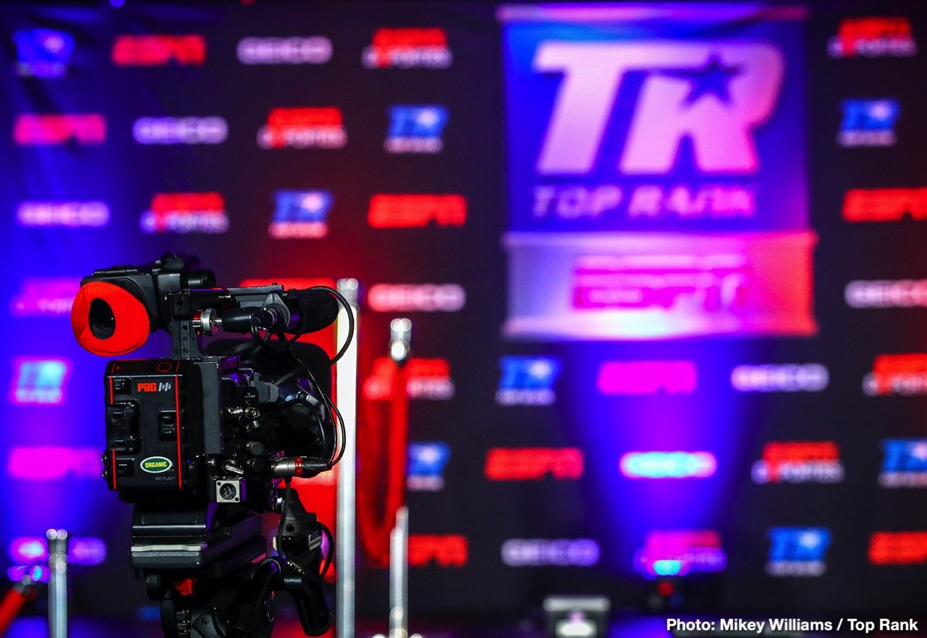 Boxing photo: Artur Beterbiev, Luis Collazo, Oleksandr Gvozdyk, Top Rank Boxing image Oleksandr Gvozdyk and Artur Beterbiev make weight
