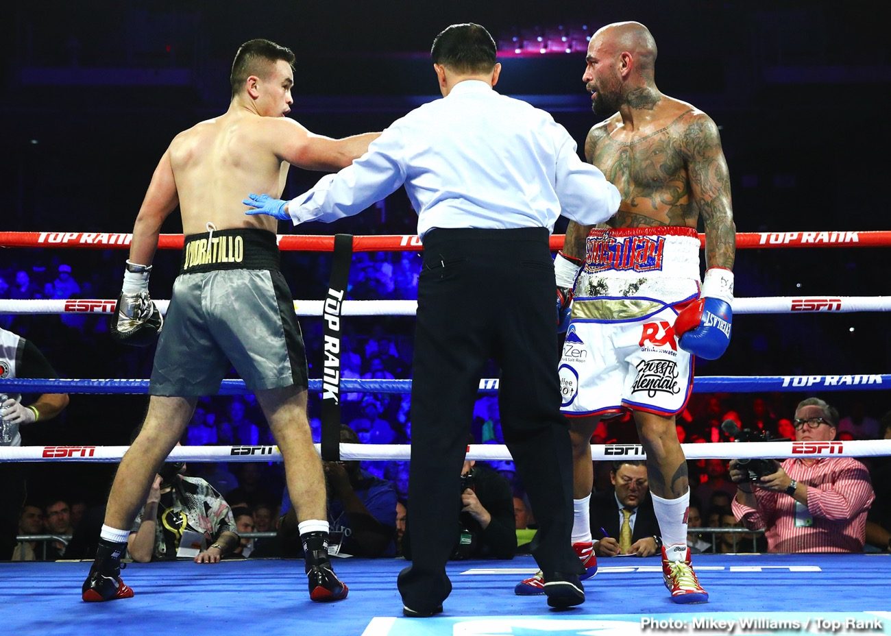 Boxing photo: Artur Beterbiev, Luis Collazo, Oleksandr Gvozdyk image RESULTS: Artur Beterbiev KOs Oleksandr Gvozdyk