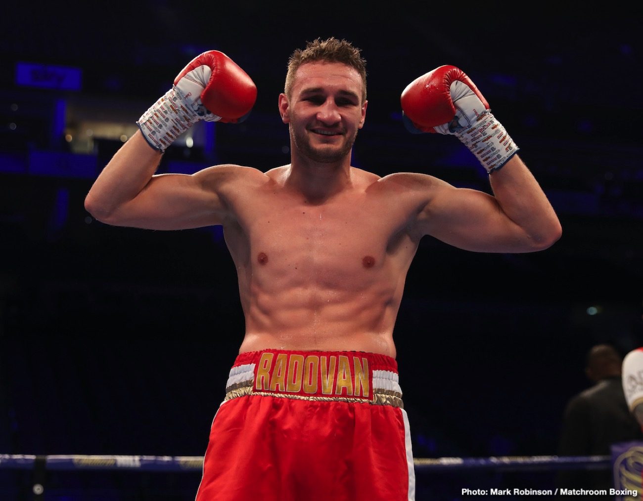 Live Results from London: Taylor Outpoints Prograis, Chisora Stops Price