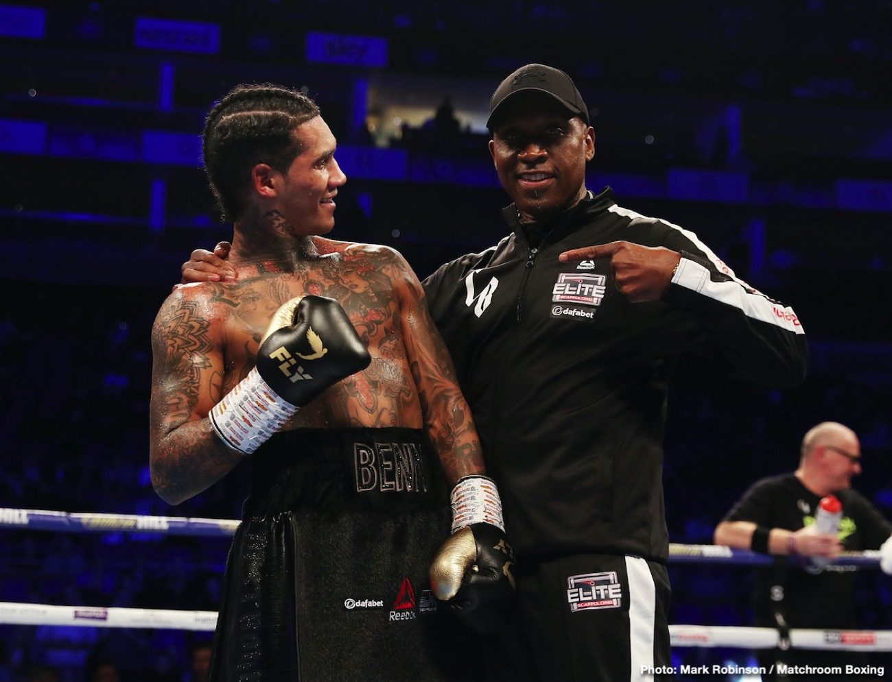 Live Results from London: Taylor Outpoints Prograis, Chisora Stops Price