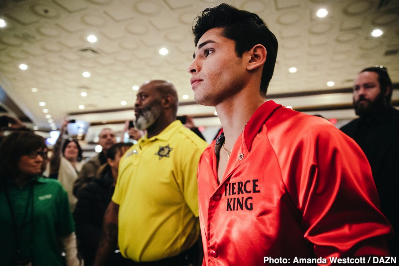 Ryan Garcia will make a statement against Luke Campbell - says De La Hoya