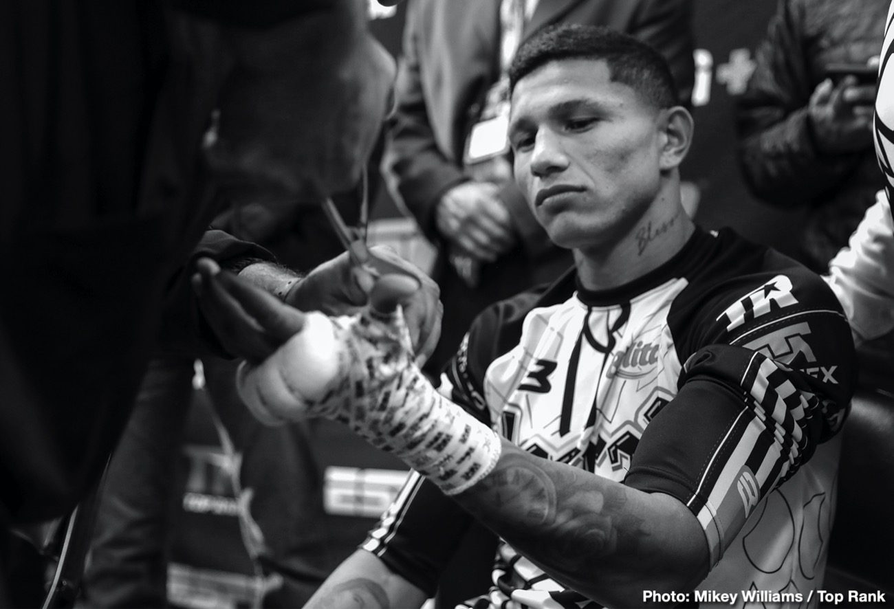 RESULTS: Miguel Berchelt stops Sosa, Javier Molina KOs Okada in 1