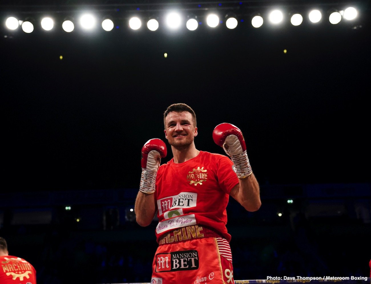 PHOTOS: Carroll beats Quigg by 11th round TKO, Fury, Parker & Fowler Win