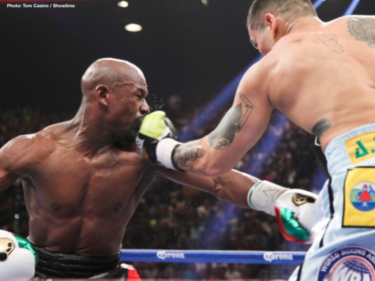 A Souvenir For Marcos Maidana: Floyd Mayweather's Tooth