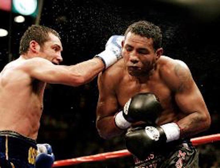 On This Day In 2006 – A Most Satisfying KO As De La Hoya Smashes Big Mouth Mayorga