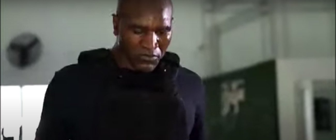 Evander Holyfield posts new video, looking strong at 57