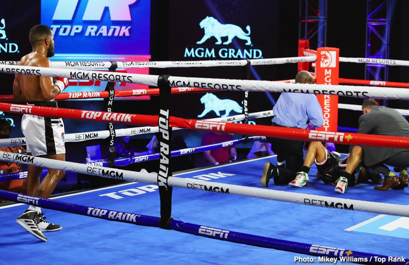 Magdaleno beats Vicente by tenth round disqualfication, Lopez Edges Coria