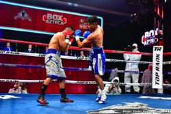 Volvemos con Punch Emanuel Navarrete, Uriel Lopez - Navarrete uses body attack to stop Lopez in the sixth round of featherweight main event