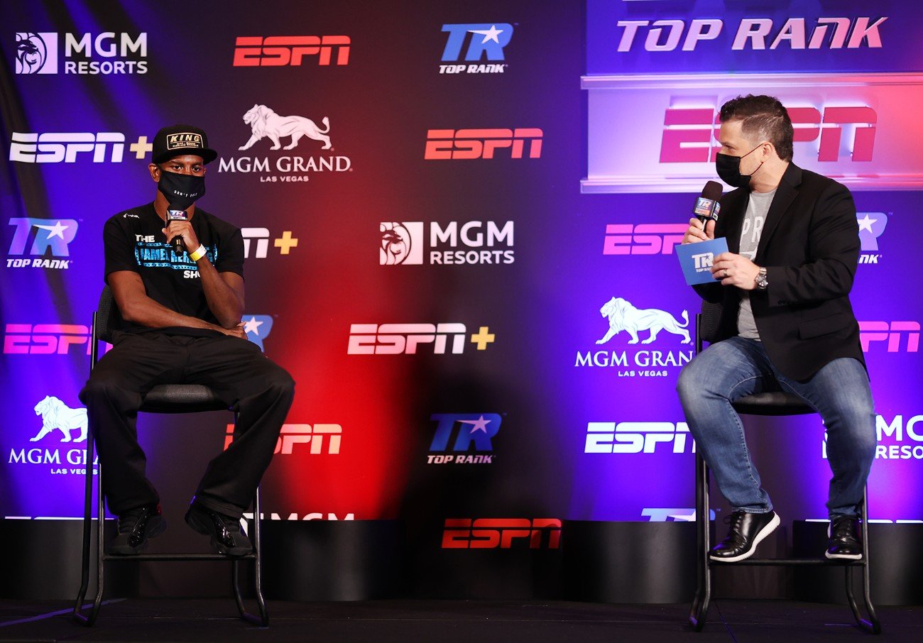 Herring vs Oquendo this Saturday, September 5 on ESPN+