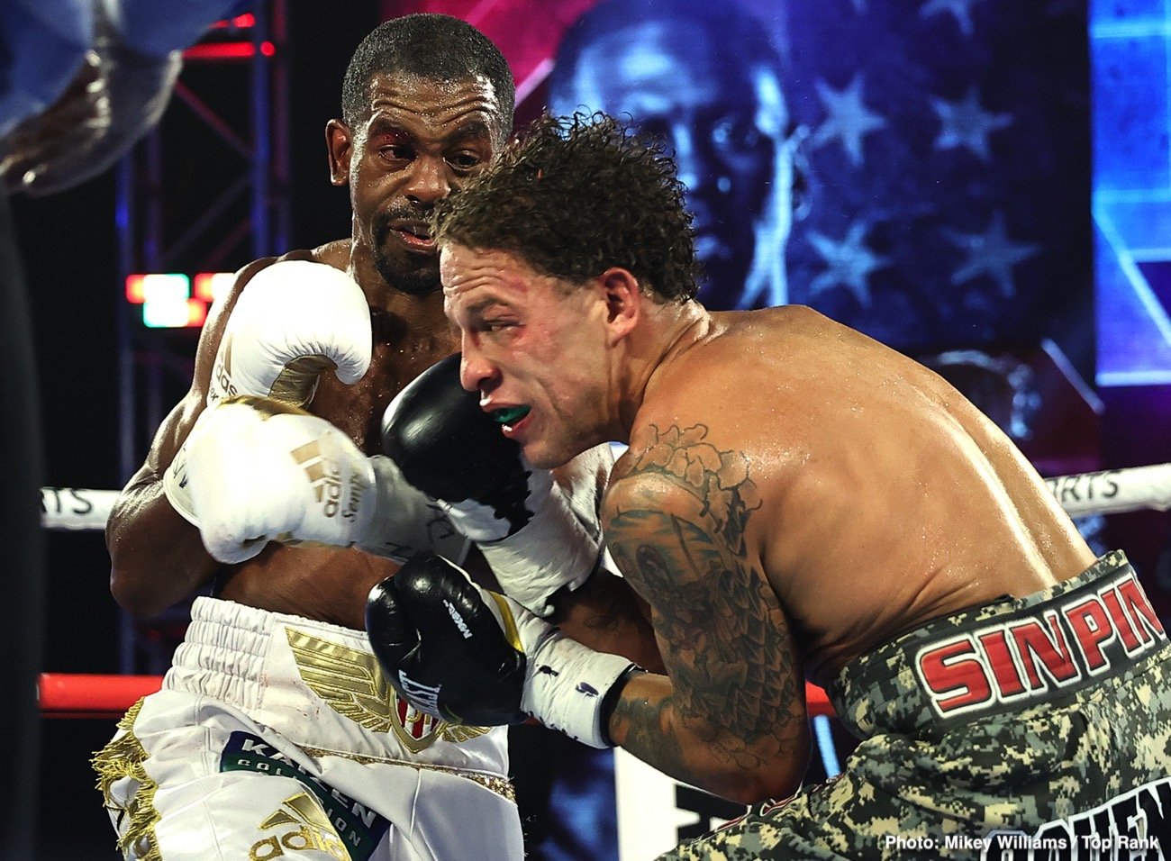 Jamel Herring Herring Retains World Title Via Disq. - Boxing Results