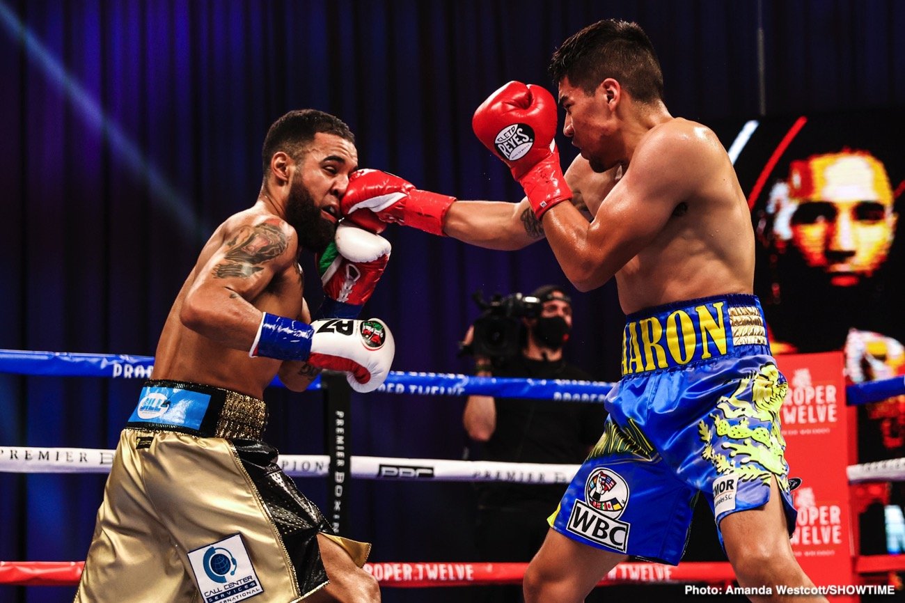 Photos: Jermell Charlo KOs Jeison Rosario; Jermall Charlo defeats Derevyanchenko