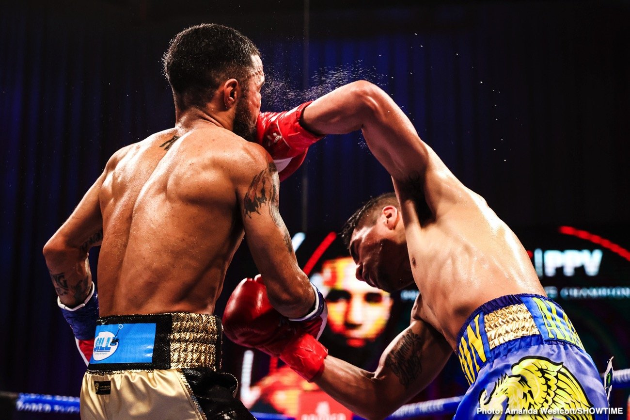 Photos: Jermell Charlo KOs Jeison Rosario; Jermall Charlo defeats Derevyanchenko
