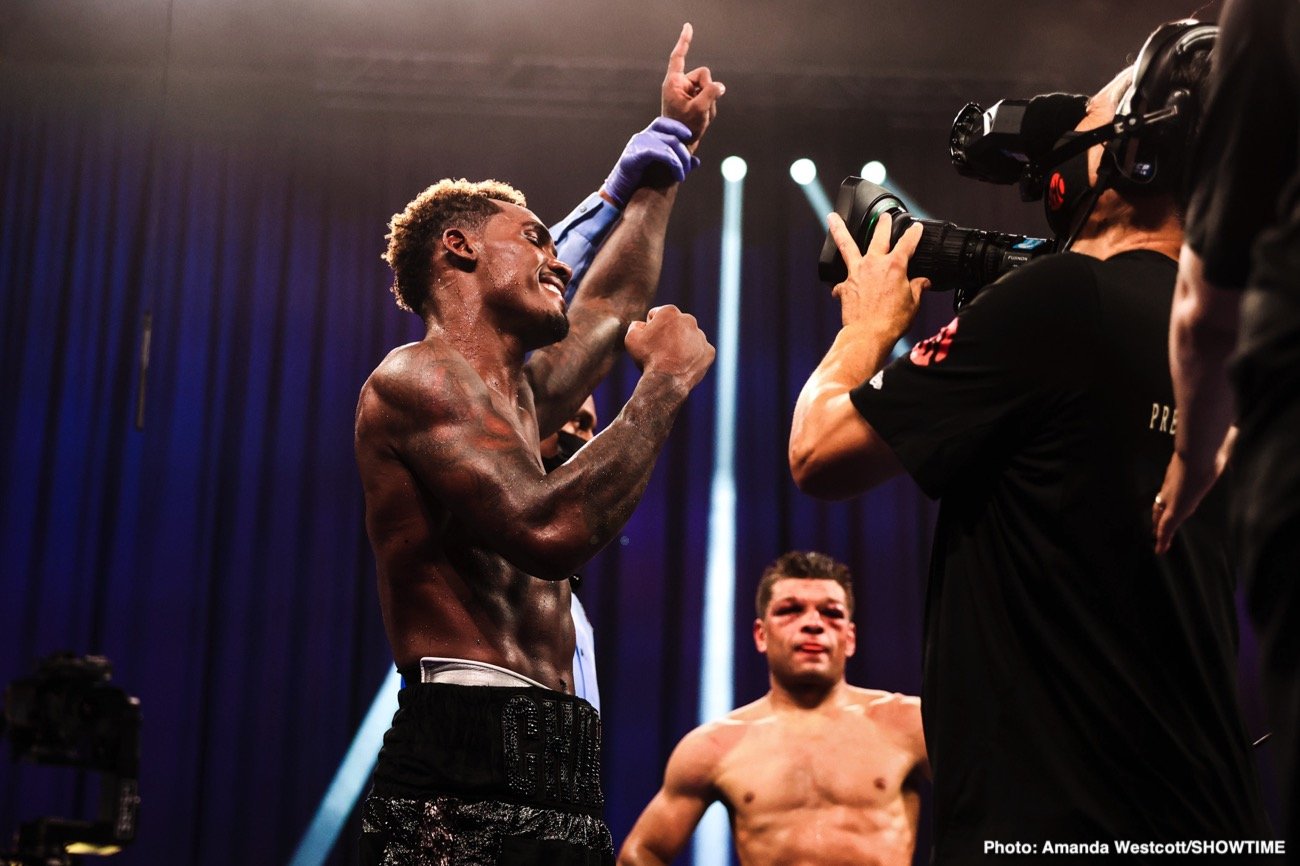 Photos: Jermell Charlo KOs Jeison Rosario; Jermall Charlo defeats Derevyanchenko