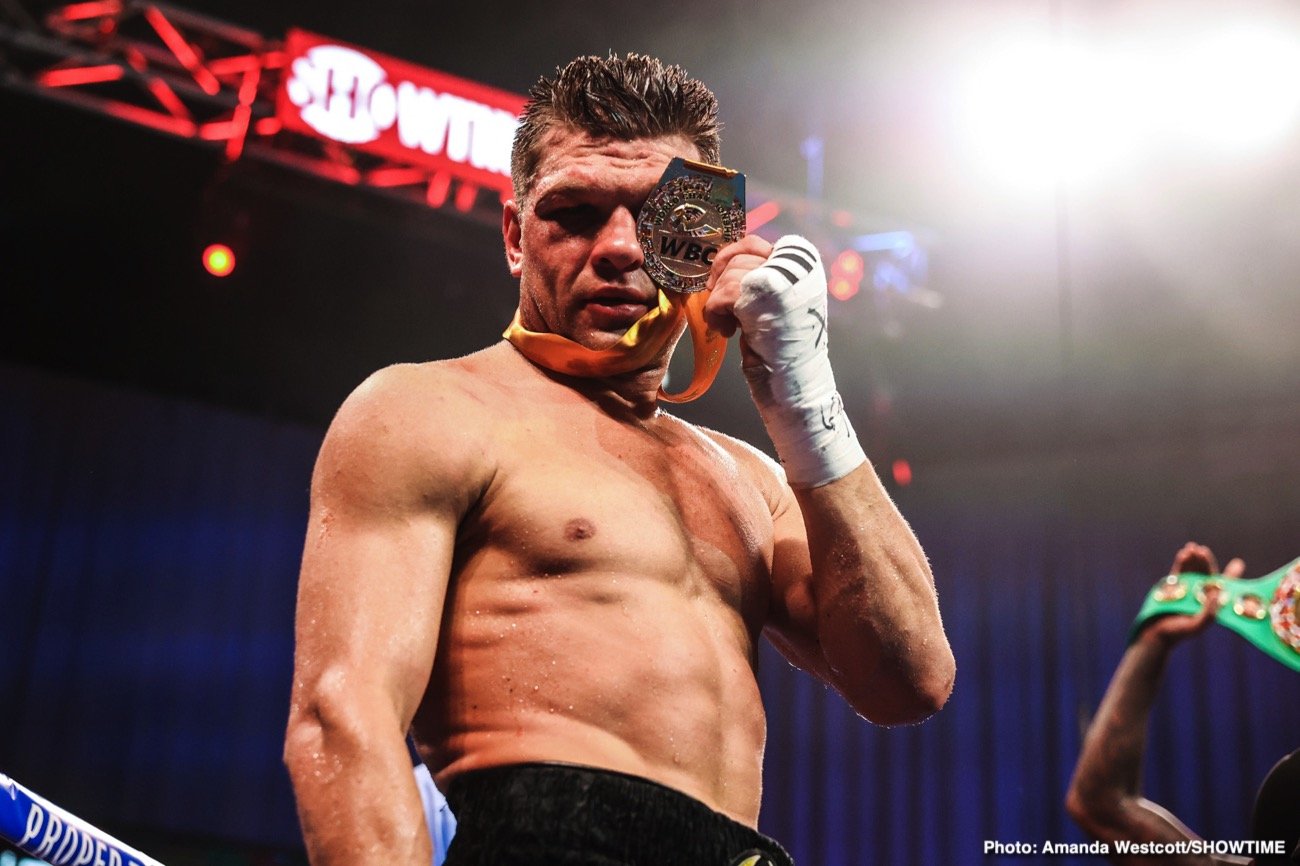 Photos: Jermell Charlo KOs Jeison Rosario; Jermall Charlo defeats Derevyanchenko