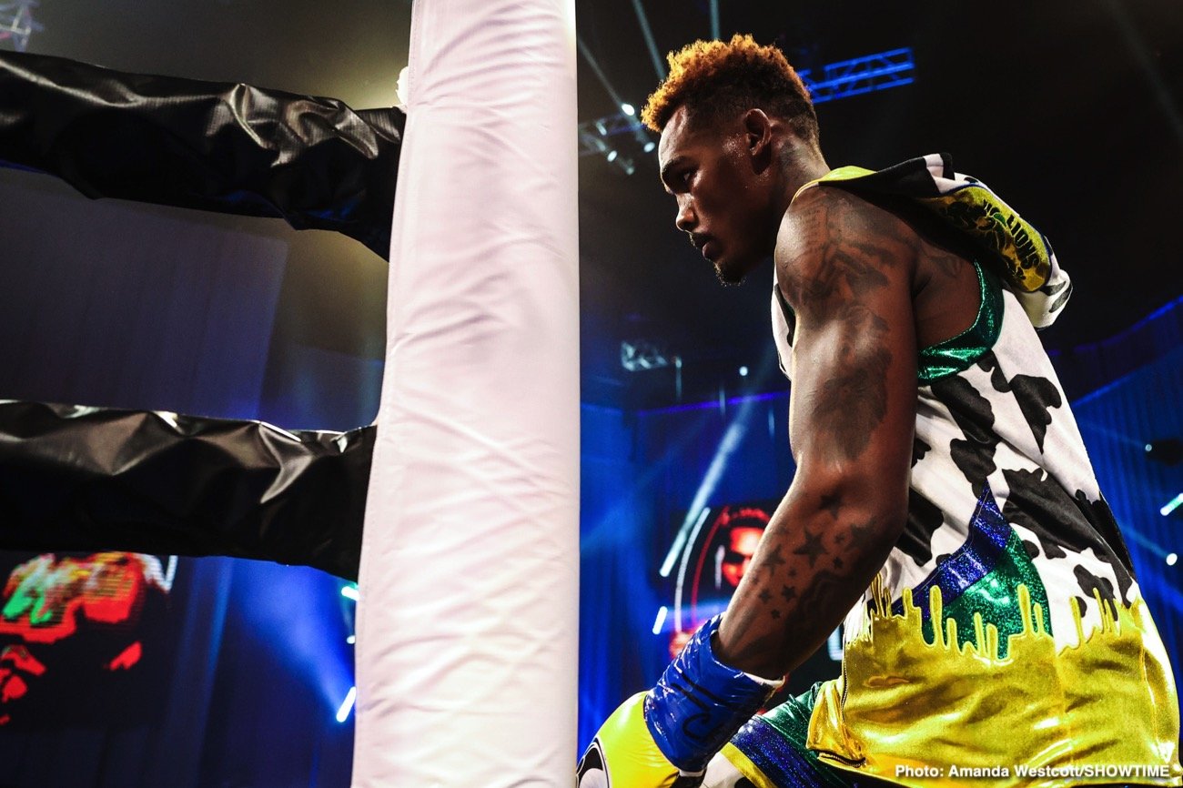 Photos: Jermell Charlo KOs Jeison Rosario; Jermall Charlo defeats Derevyanchenko
