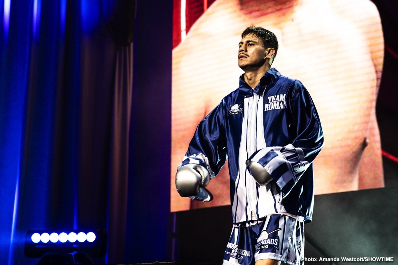 Photos: Jermell Charlo KOs Jeison Rosario; Jermall Charlo defeats Derevyanchenko