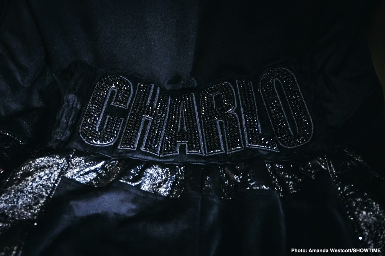 Photos: Jermell Charlo KOs Jeison Rosario; Jermall Charlo defeats Derevyanchenko
