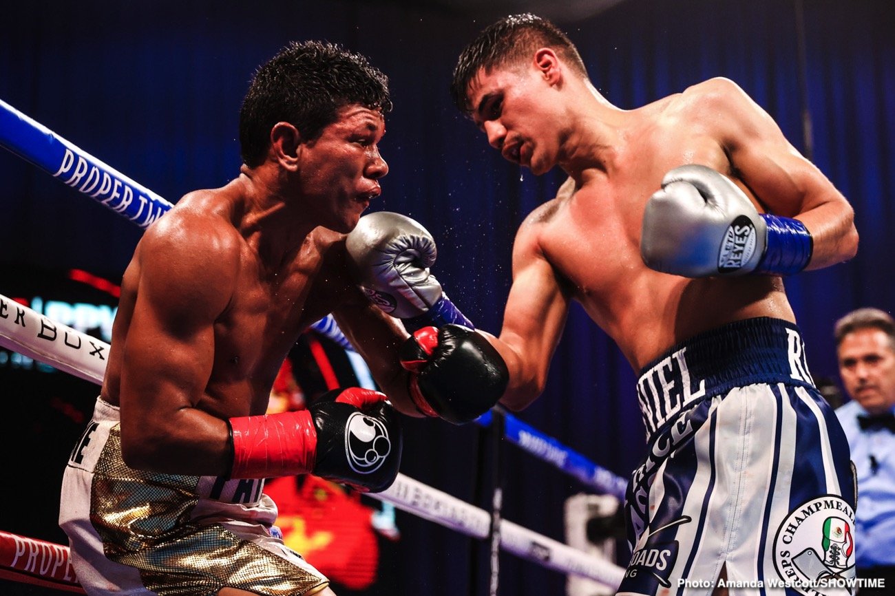 Photos: Jermell Charlo KOs Jeison Rosario; Jermall Charlo defeats Derevyanchenko