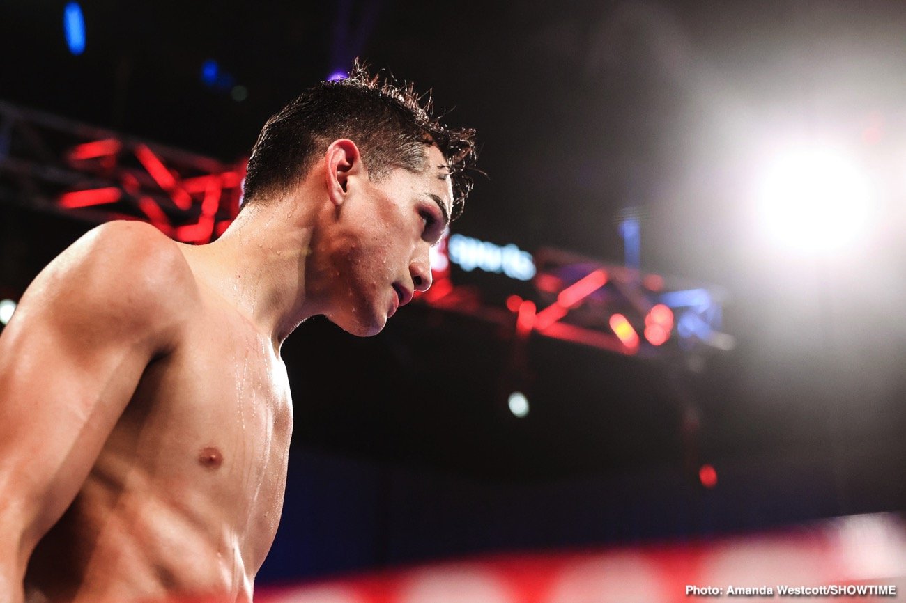 Photos: Jermell Charlo KOs Jeison Rosario; Jermall Charlo defeats Derevyanchenko