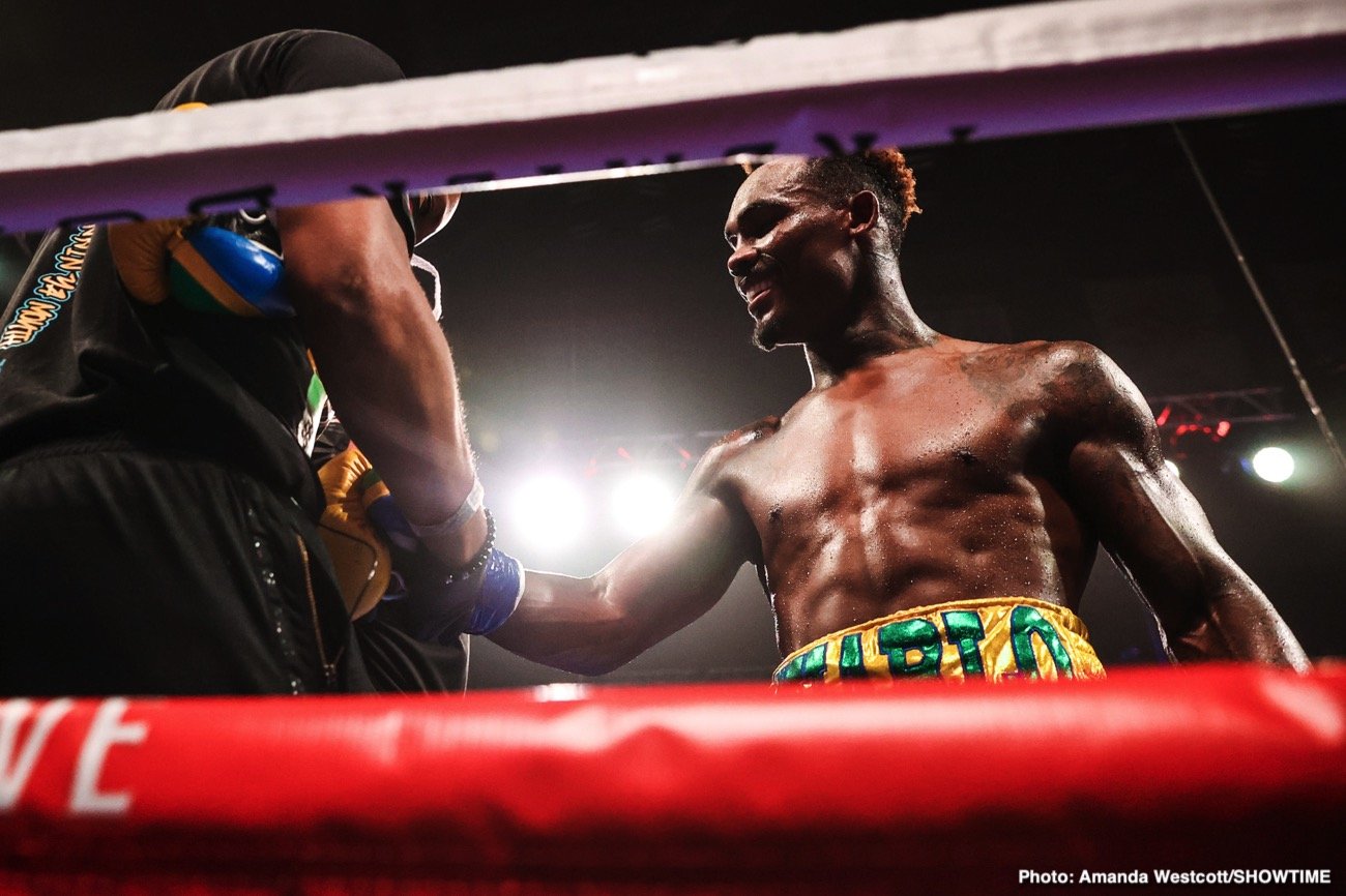 Photos: Jermell Charlo KOs Jeison Rosario; Jermall Charlo defeats Derevyanchenko