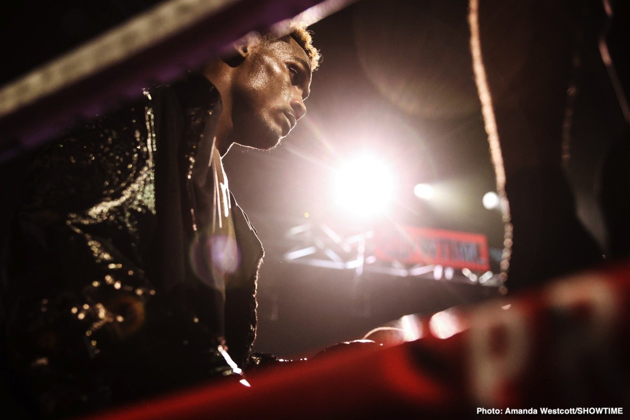 Photos: Jermell Charlo KOs Jeison Rosario; Jermall Charlo defeats Derevyanchenko