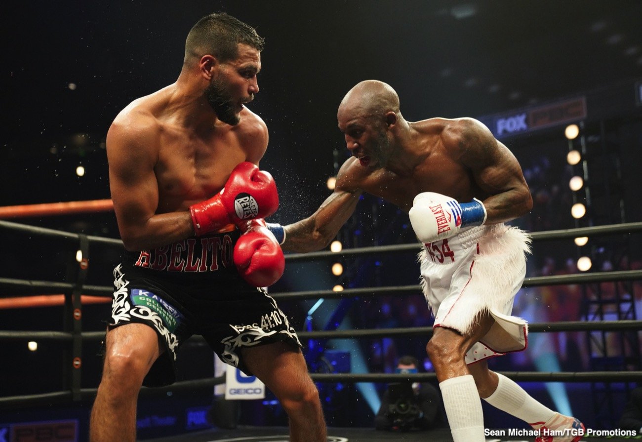 Boxing photo: Abel Ramos, Yordenis Ugas image Yordenis Ugas decisions Abel Ramos - Boxing Results
