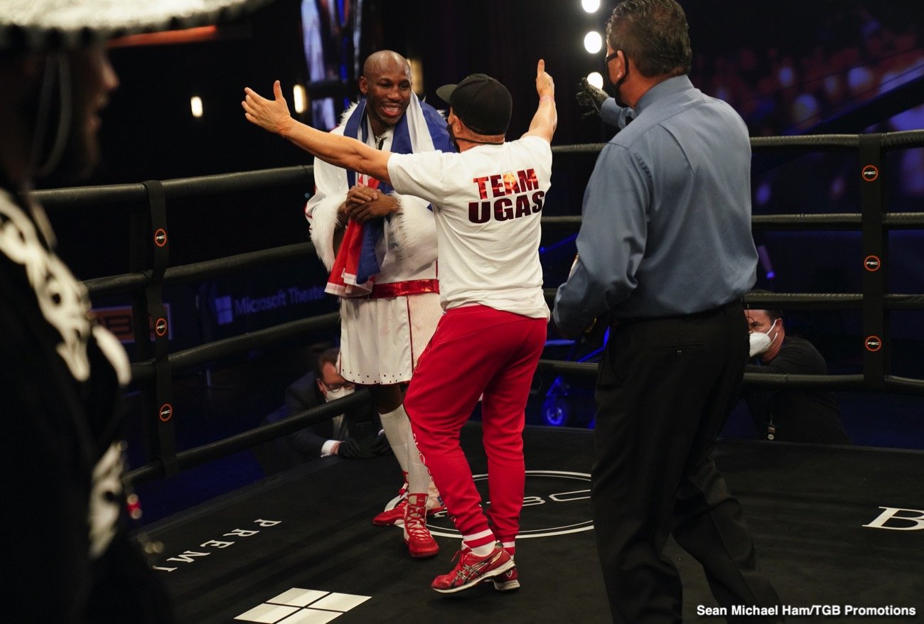 Boxing photo: Abel Ramos, Yordenis Ugas image Yordenis Ugas decisions Abel Ramos - Boxing Results