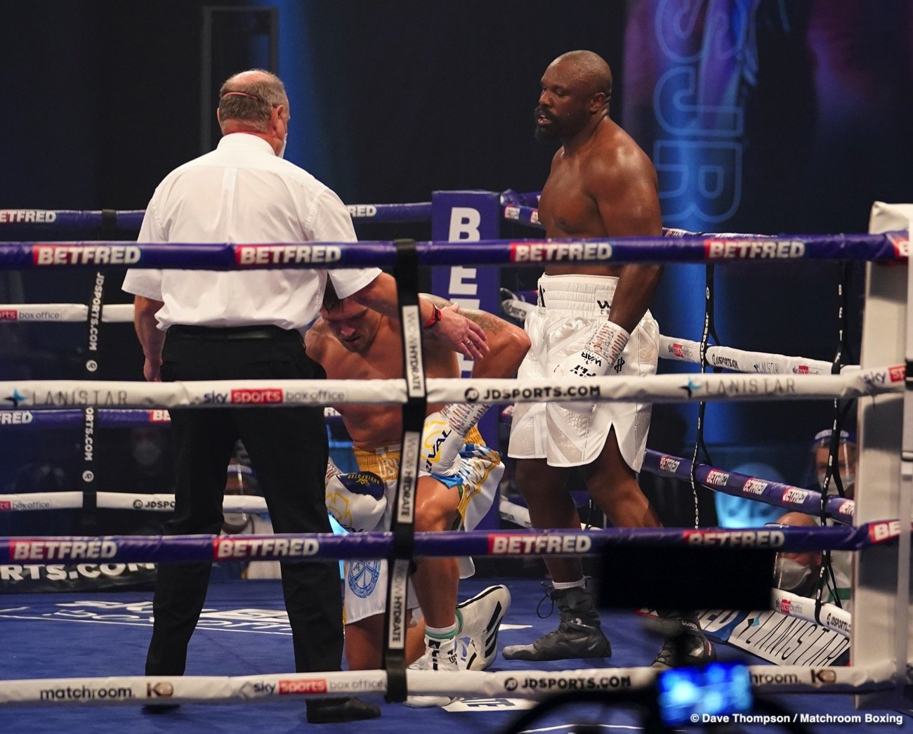 Oleksandr Usyk decisions Dereck Chisora - Boxing Results
