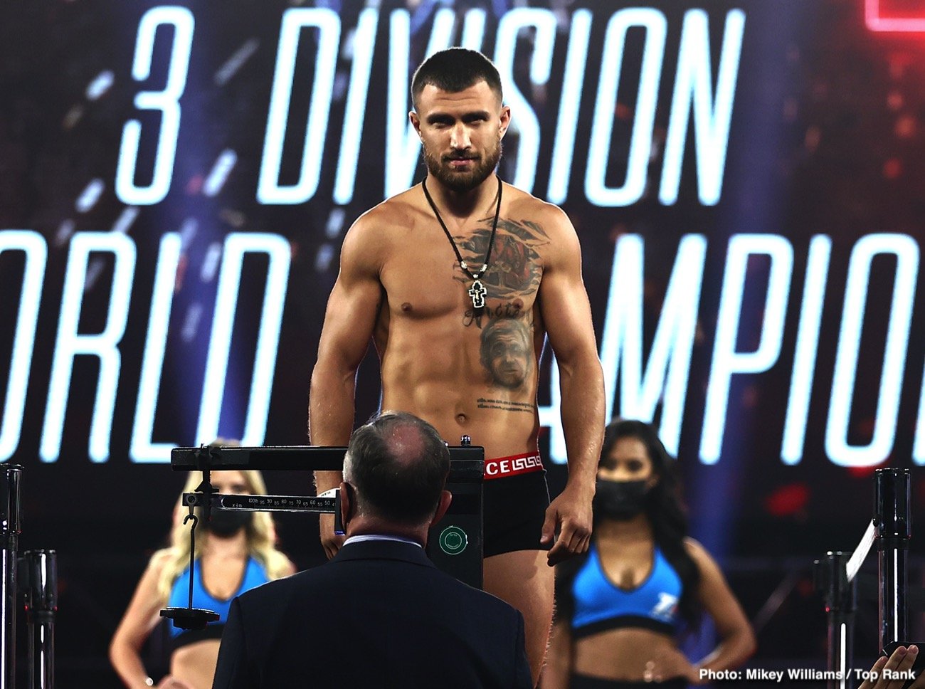 Vasyl Lomachenko back in training