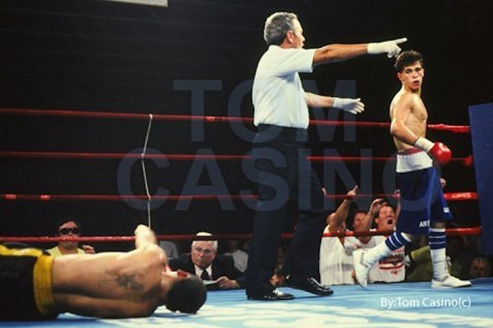 25 Years Ago Today: Arturo Gatti Wins His First World Title