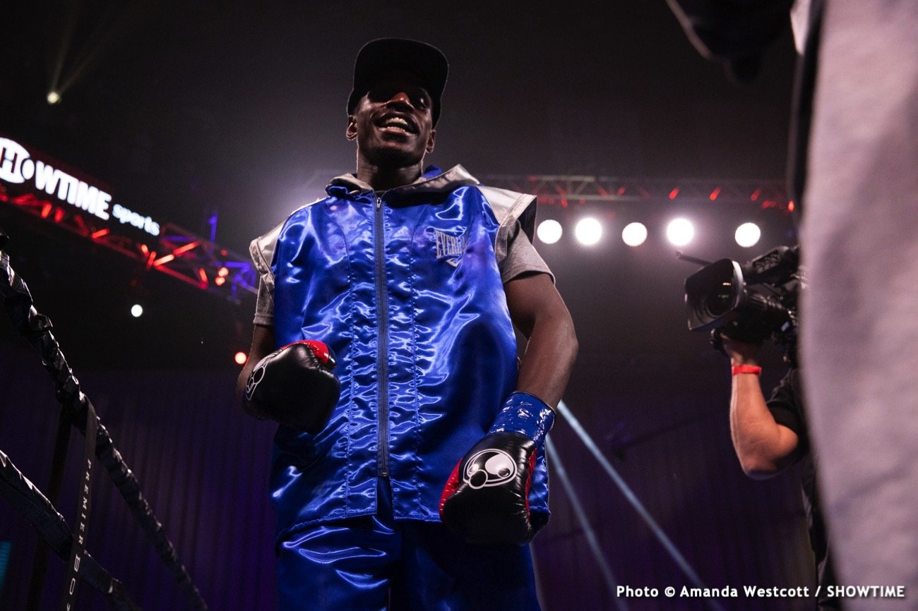 Boxing photo: Argenis Mendez, Chris Colbert, Matt Korobov, Ronald Ellis image Chris Colbert defeats Jaime Arboleda - Boxing Results