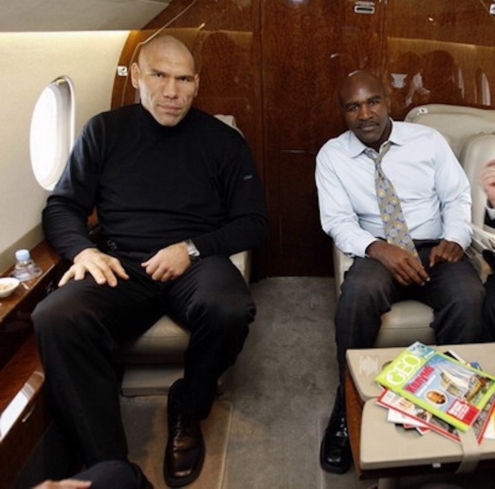 Holyfield Vs. Valuev: When “The Real Deal” Was Robbed Of An Unprecedented Fifth World HW Title