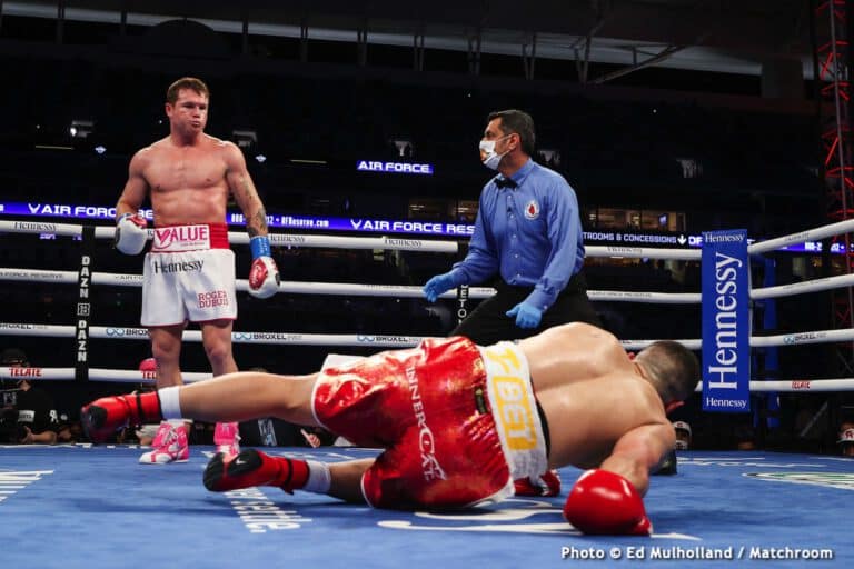 Canelo battered timid Yildirim