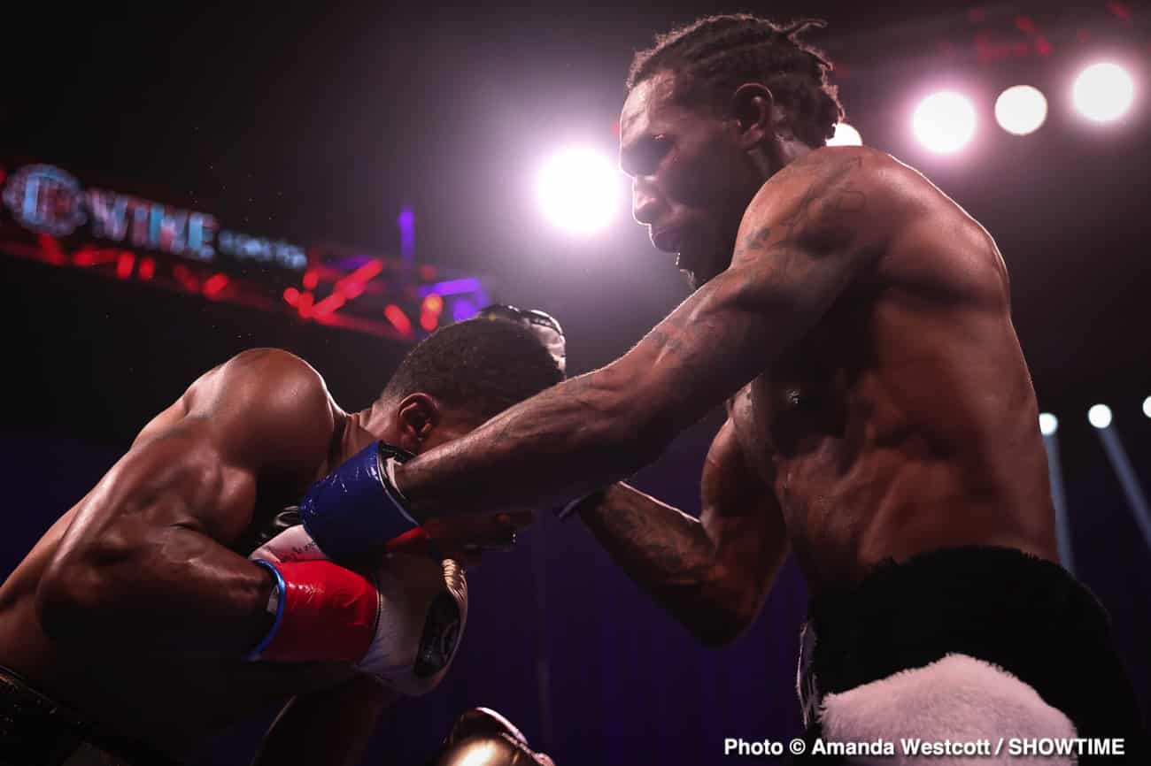 Adrien Broner defeats Jovanie Santiago in The Comeback - Boxing Results
