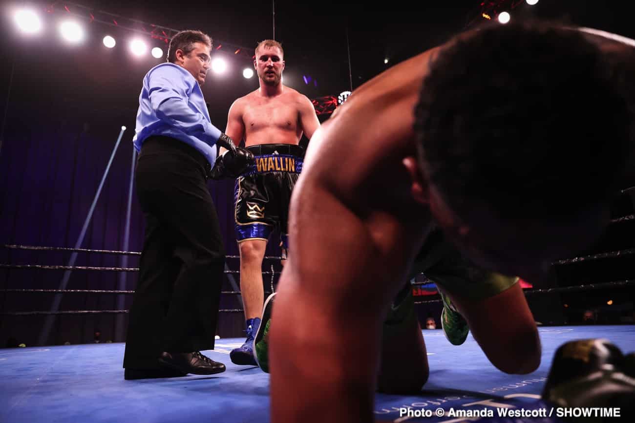 Adrien Broner defeats Jovanie Santiago in The Comeback - Boxing Results