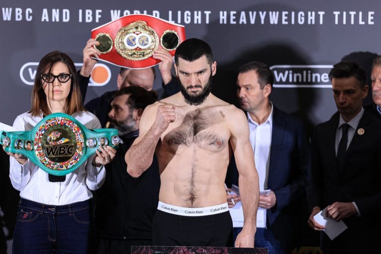 Artur Beterbiev vs. Adam Deines - preview & prediction