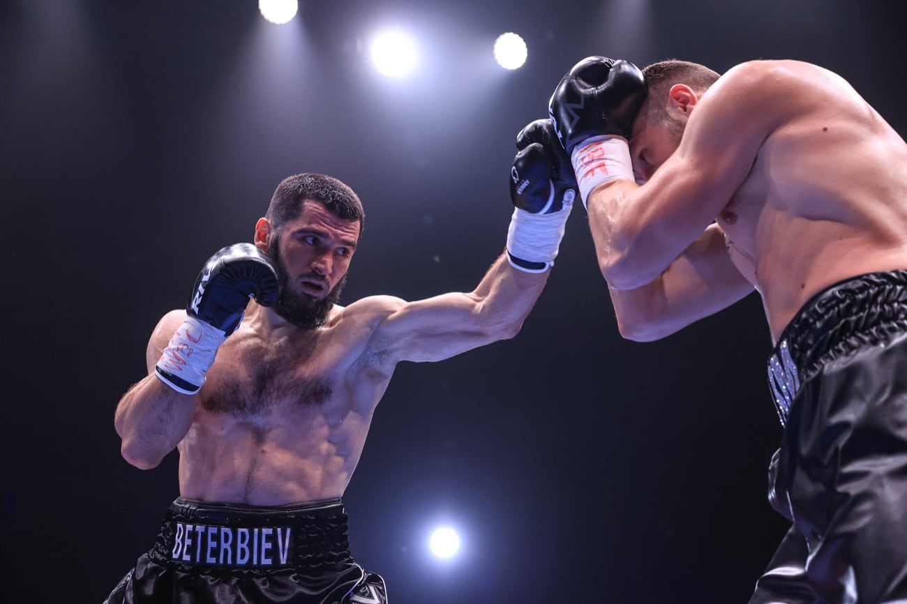 Beterbiev has "good chance" of defeating Canelo says Carl Froch